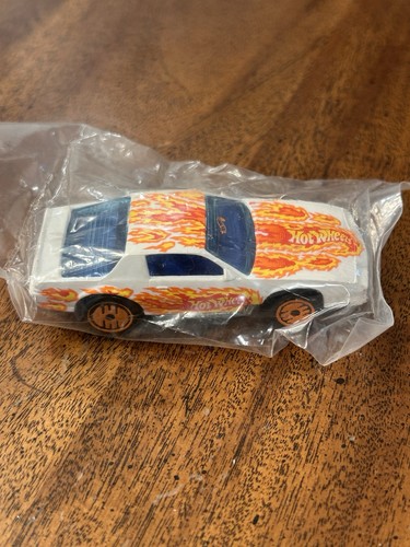 Hot wheels white flamed - hot, 80's